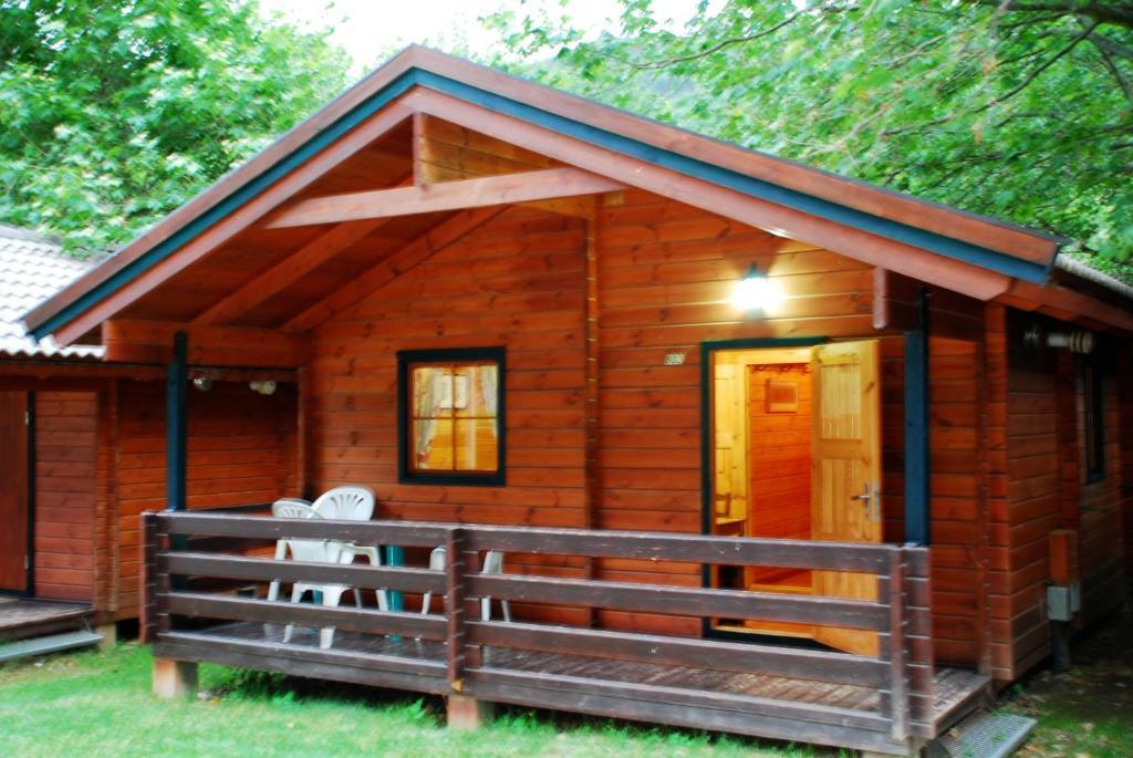 Bungalows Conca De Ter Vilallonga de Ter Oda fotoğraf