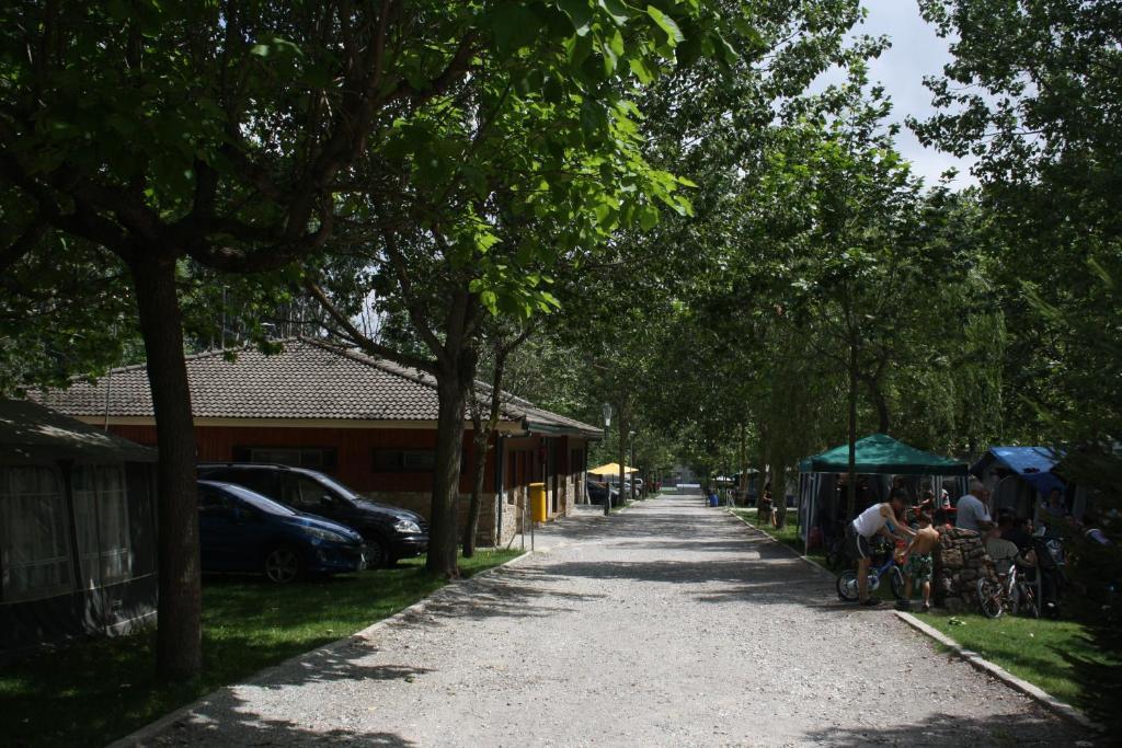 Bungalows Conca De Ter Vilallonga de Ter Dış mekan fotoğraf